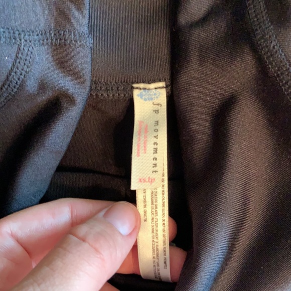 Free People Movement Hi Rise Performance Legging - Picture 3 of 9